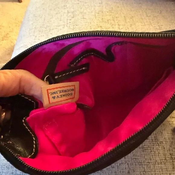 Dooney and Bourke Black Nylon Crossbody Bag with logo charm 9x7 - Picture 5 of 10